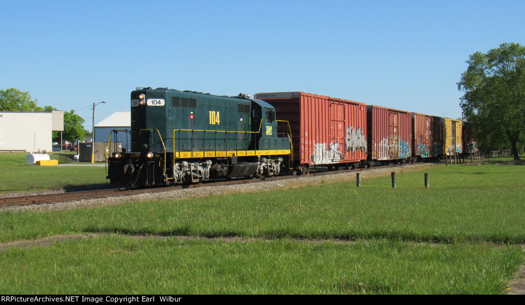 Ohio South Central Railroad (OSCR) 104